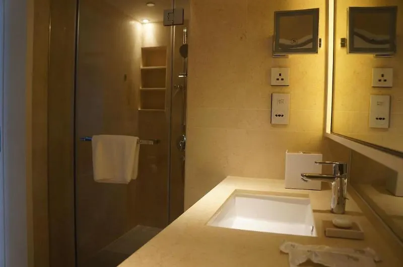 The Pier Hotel Hongkong 4*,  China